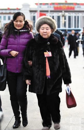 独家:老干妈陶华碧悄然退出!员工激励真相堪