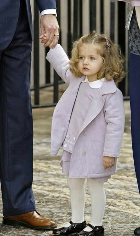 西班牙莱昂诺尔小公主,小时候呆萌,长大了漂亮