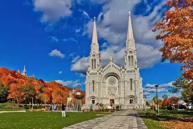出国旅游最佳时间表:三十个国家的必去热门景