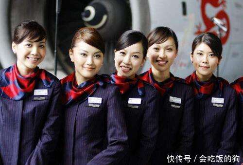 为什么空姐上下飞机都要拉个小箱子? 你可能想