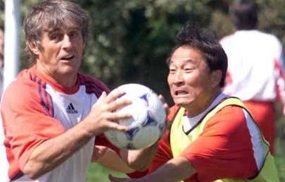 中国足协又祭出大招,里皮接班人浮出水面,他掌