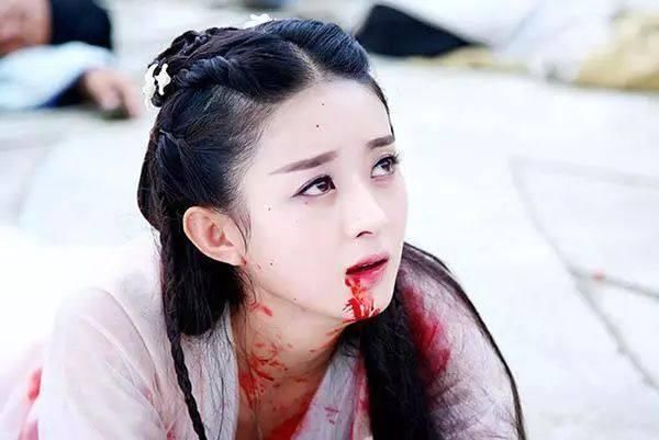 受伤戏:赵丽颖演的真实,杨幂演技巅峰,baby是