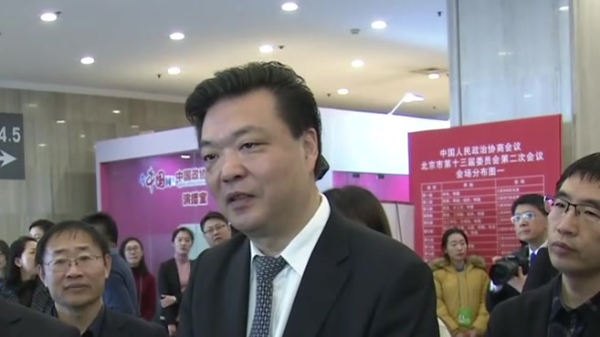 北京市领导看望报道市政协全会记者 北京市领导看望报道市政协全会记者