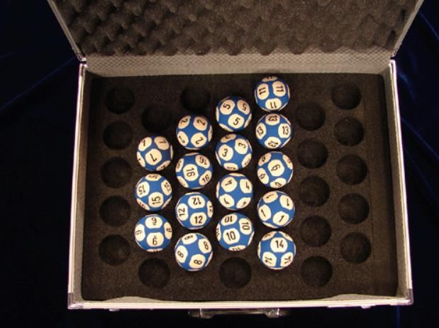 左木双色球078期预测提示红球杀号定胆:05 13