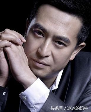 47岁萌叔张嘉译,出名靠前妻爸爸,现任原来是她