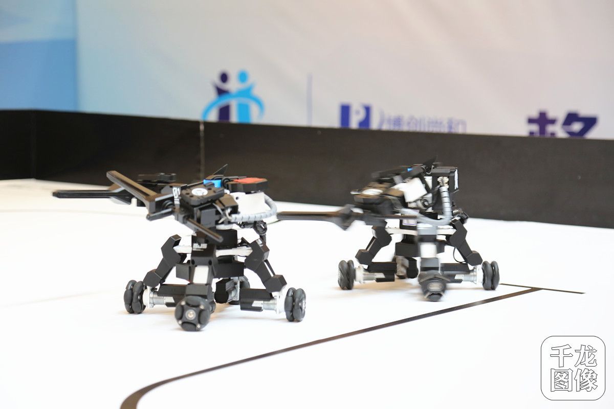 【预见机器人】谁才是竞速的王者 无人机竞速大赛开赛 【预见机器人】谁才是竞速的王者 无人机竞速大赛开赛