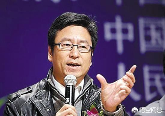 支持白岩松怒怼国足言论 柔声细语唤不醒国足