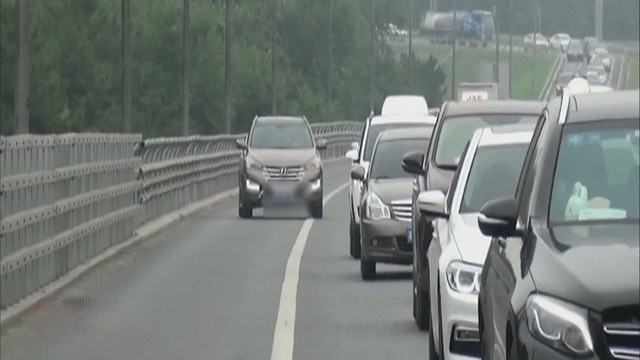 警方展开专项整治 行动百余天逾万辆车被查 警方展开专项整治 行动百余天逾万辆车被查