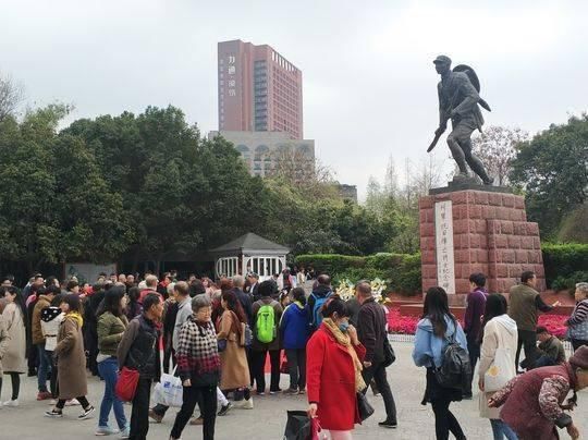 川军抗日名将王铭章牺牲 80 周年 数十位热心人