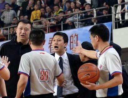 CBA两球队连输日本,不自我反省责怪中国裁判