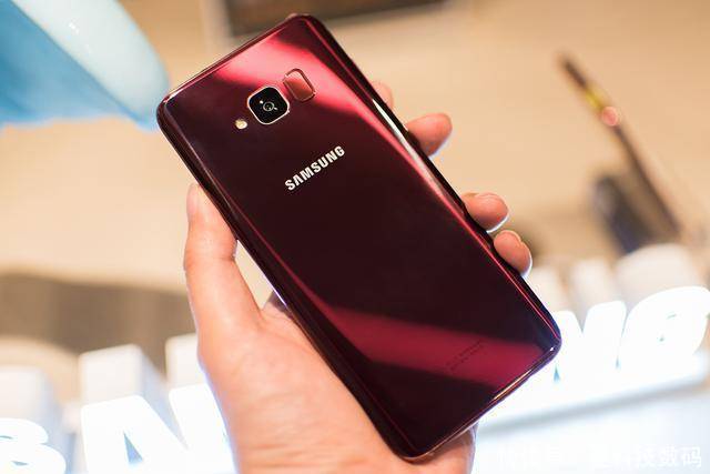 三星s8轻奢版价格大跳水;不是旗舰也不是千元