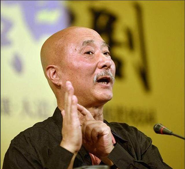 陈佩斯问赚那么多钱干嘛?杨澜:买房子,陈佩斯