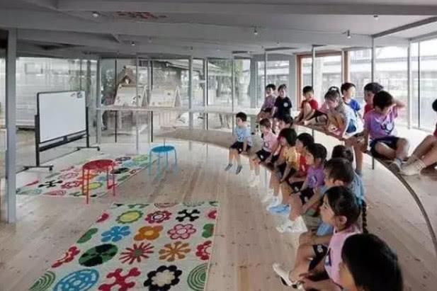 为何幼儿园学费那么贵,幼师工资却只有两千多