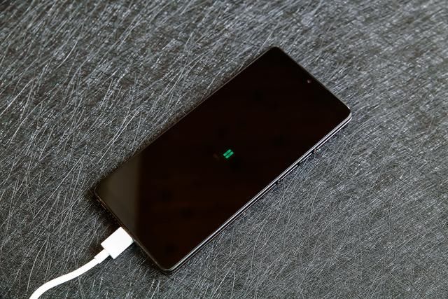 携骁龙636标配6G运存,更具性价比坚果Pro2特