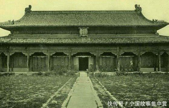 雷雨之夜故宫墙上惊现宫女太监,到底是灵异事