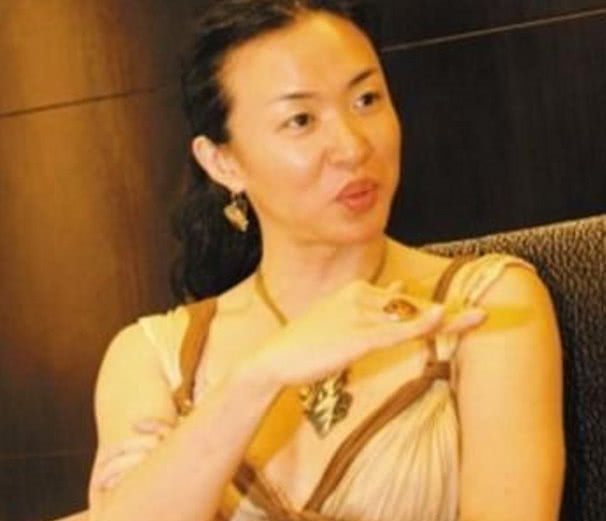 金星回应是否和老公有夫妻生活 网友:颠覆三观