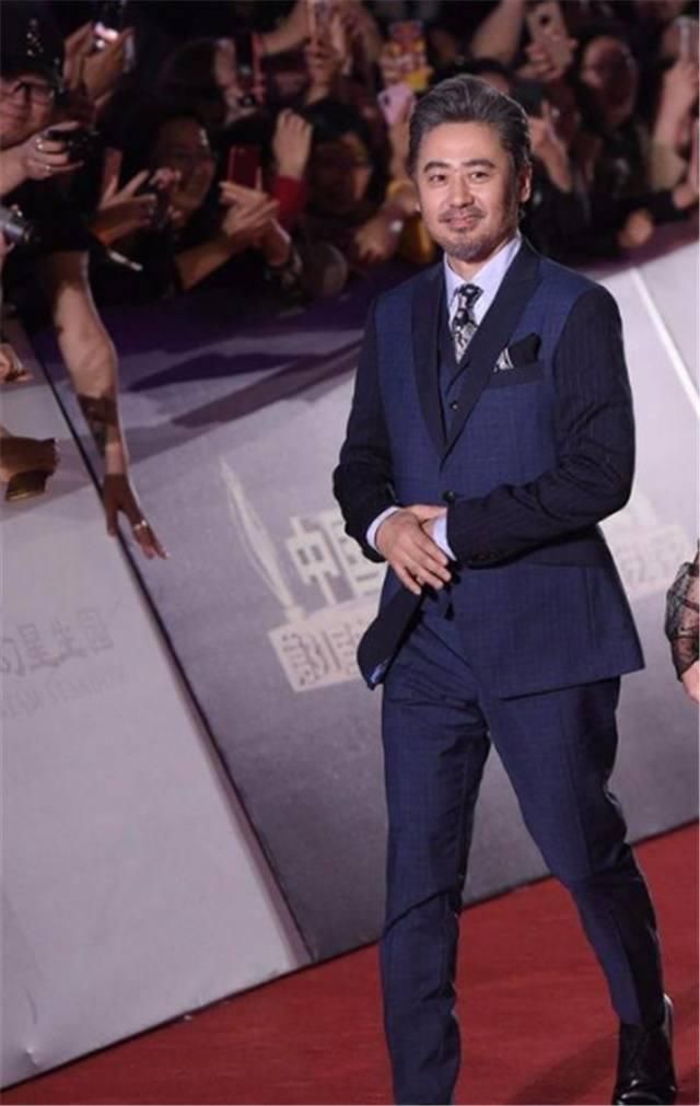 曾搭戏傅彪、陶虹未红,直到40岁才出名,今代言