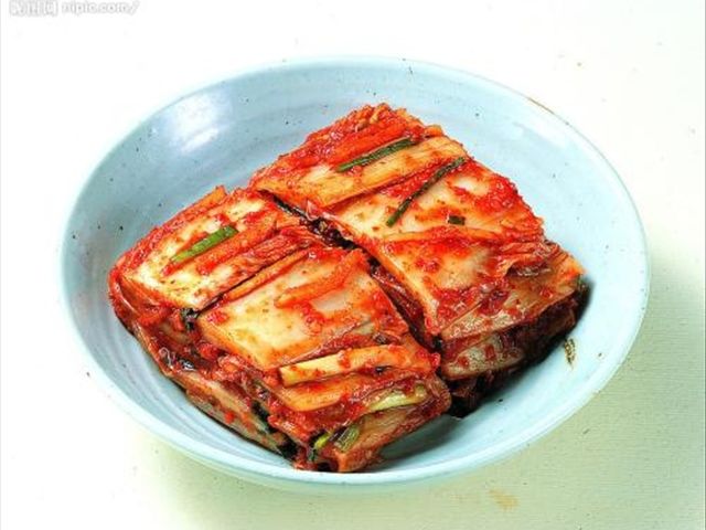 为什么韩国人非常喜欢吃泡菜?一年吃掉几十吨