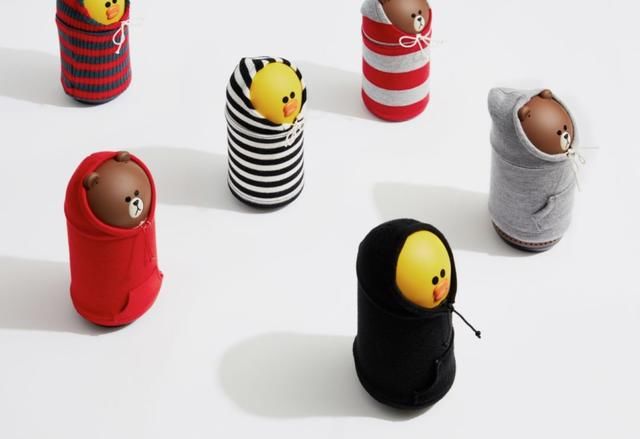 这是一个长得像周冬雨的东西,还会聊天、语音