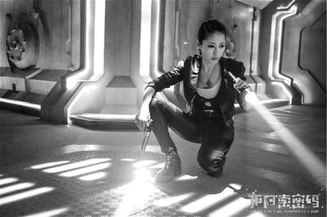 恐怖片《伊阿索密码》与《昆池岩》深度解析,