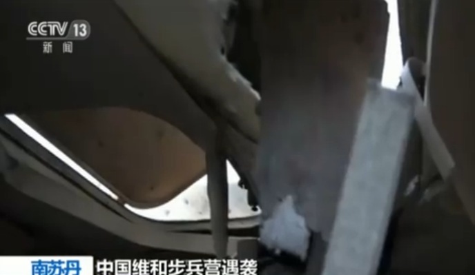 在炮弹直接命中战车并在车内爆炸的情况下,没有产生殉爆,也没有造成全车的乘员死亡,这反而证明了中国军队的战车和战士装具的防护力相当好。