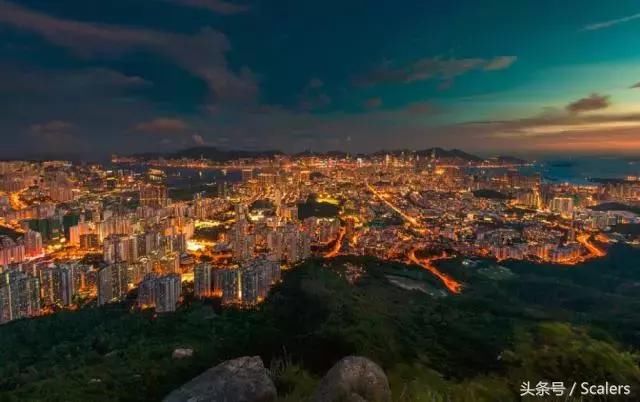 政营业员到英语同声传译:一名专科生的逆境顽