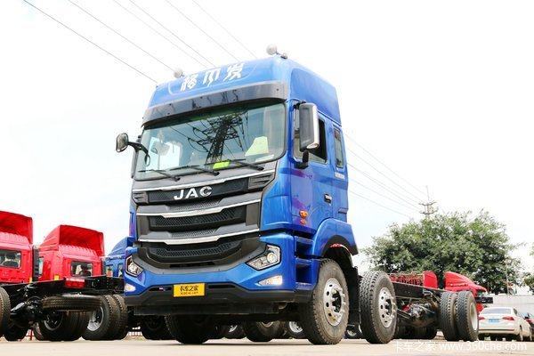 多花8000块钱,就能买到这台全新升级的高顶双卧铺载货车-北京时间