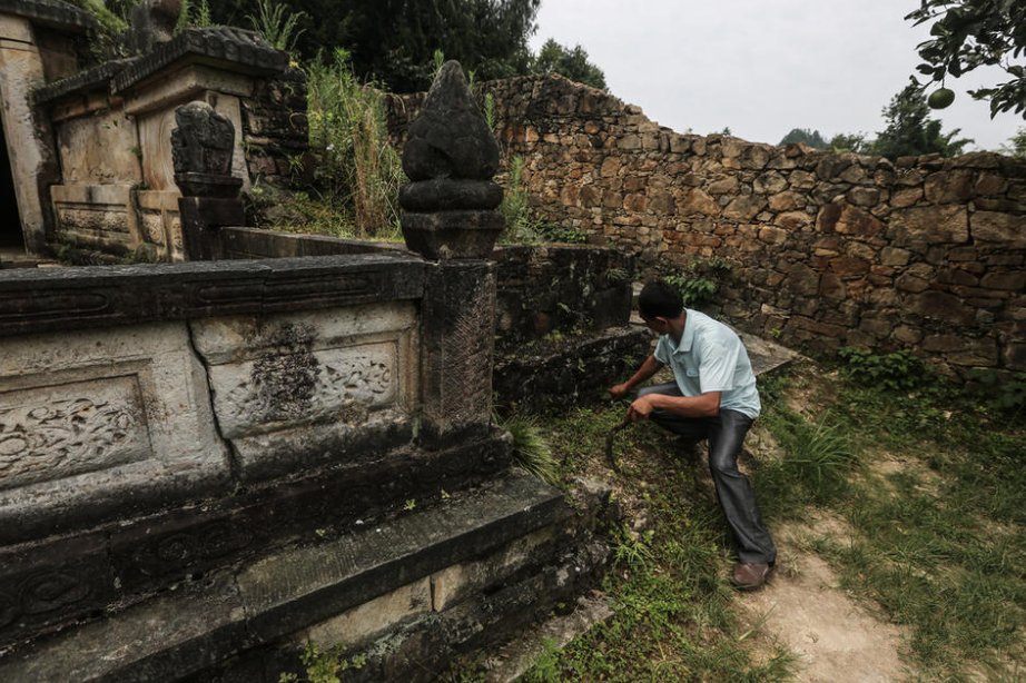 最后一位皇族守灵人,有件重要物品被借走后至今未还