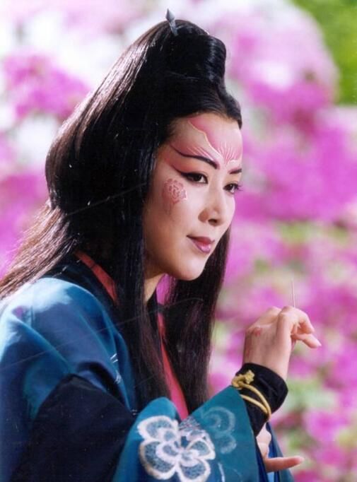 18年前被吐槽到不行的李亚鹏版笑傲江湖,如今