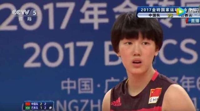 中国女排主帅老东家 有杨涵玉这样小鲜肉 为啥