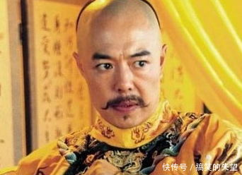 61岁张铁林全家近照,波兰前妻极其神秘,女儿长