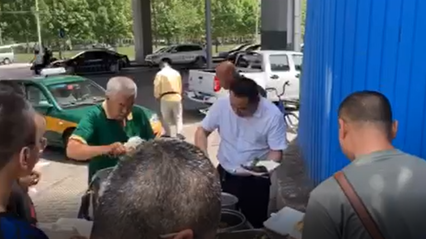 曝光北京百子湾网红盒饭(一) 曝光北京百子湾网红盒饭(一)