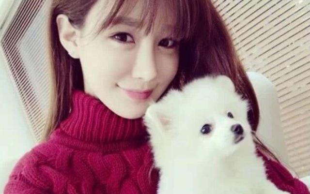 女儿结婚,亲家母给她个改口红包,母亲看过后,当