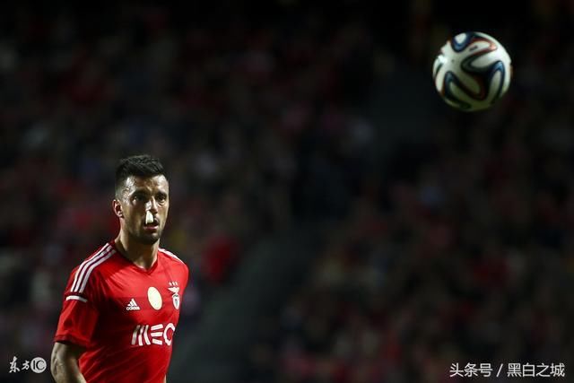 中超多队哄抢希腊国脚铁腰,转会费达2000万欧