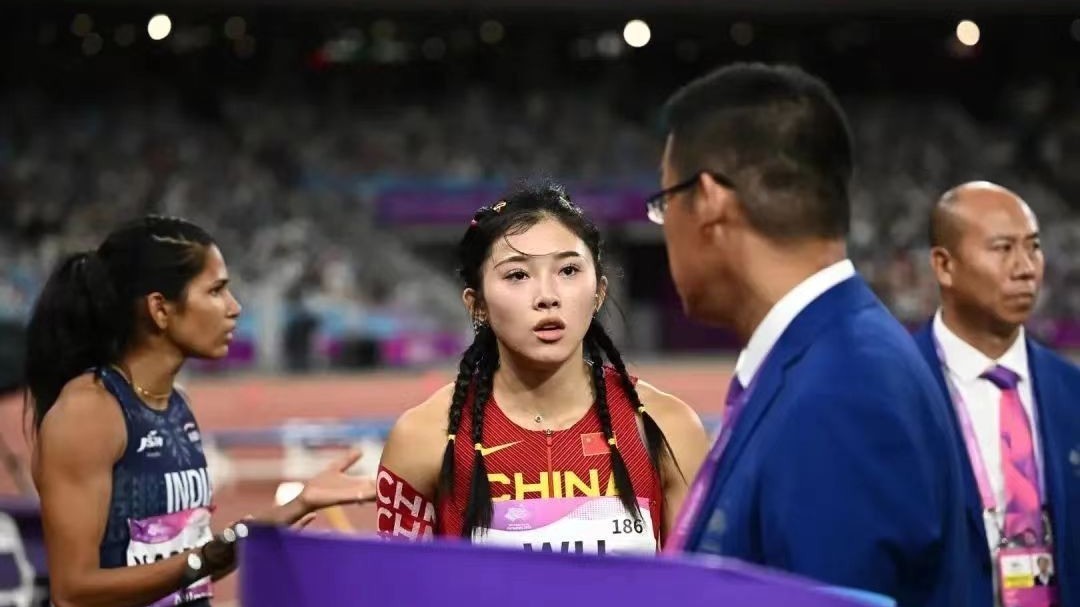 吴艳妮深夜发文道歉:实在太想拼下这场比赛了 吴艳妮深夜发文道歉:实在太想拼下这场比赛了