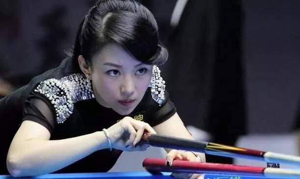 俄罗斯九球天后真容显露,她的球技征服了球迷