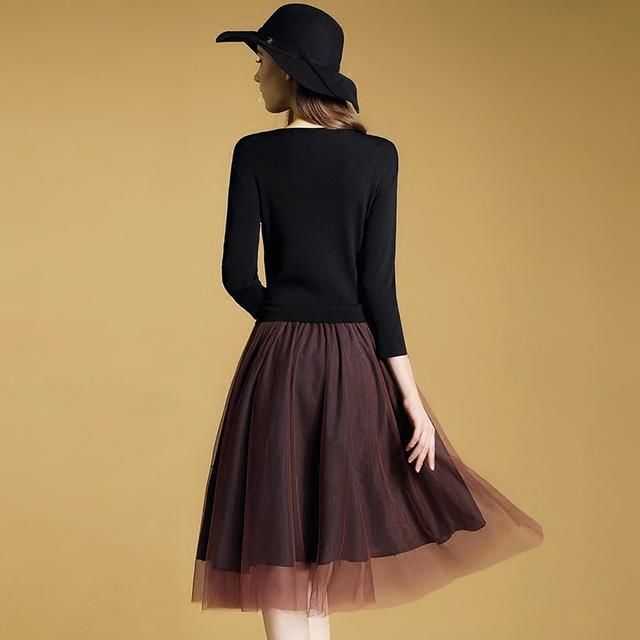 女人春节别傻傻穿打底裤了!今年流行加厚冬裙