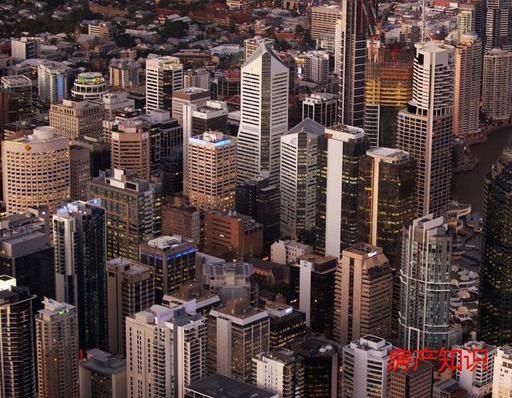 买房是买现房还是期房划算?专家这么分析,我心