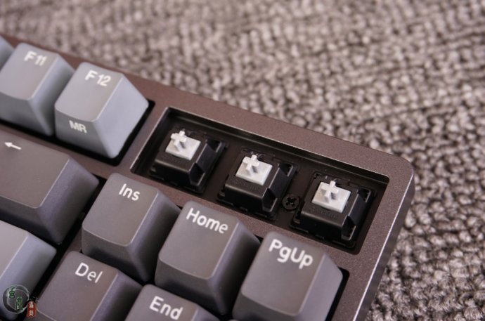 银轴的是什么样子的?杜伽durgod k320金牛座机械键盘