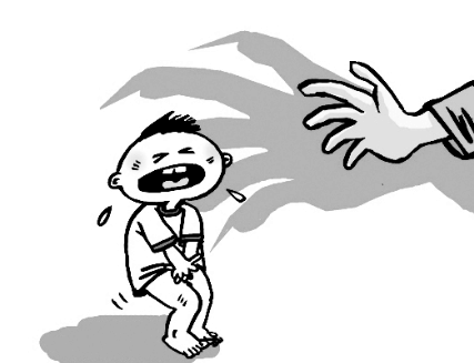 小女孩拉肚子,老师却不让去厕所,拉裤子遭嘲笑