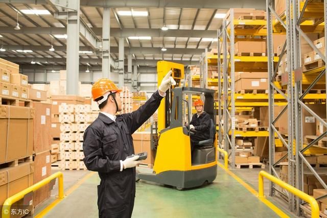 物流公司收了送货费却不送上门,买家愤怒投诉