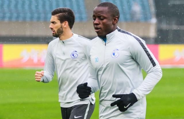 比盖坦4黄停赛更难受!大奎被征召国家队,一方