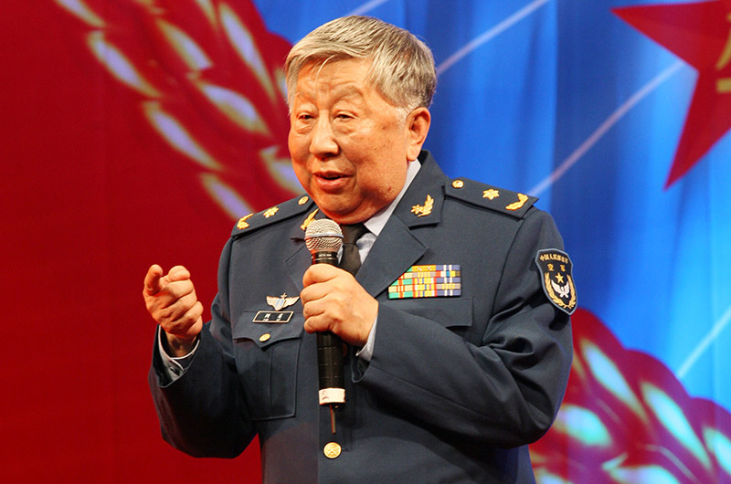 多方辟谣褚时健去世消息 身体非常硬朗,阎肃金庸等名人也曾躺枪.