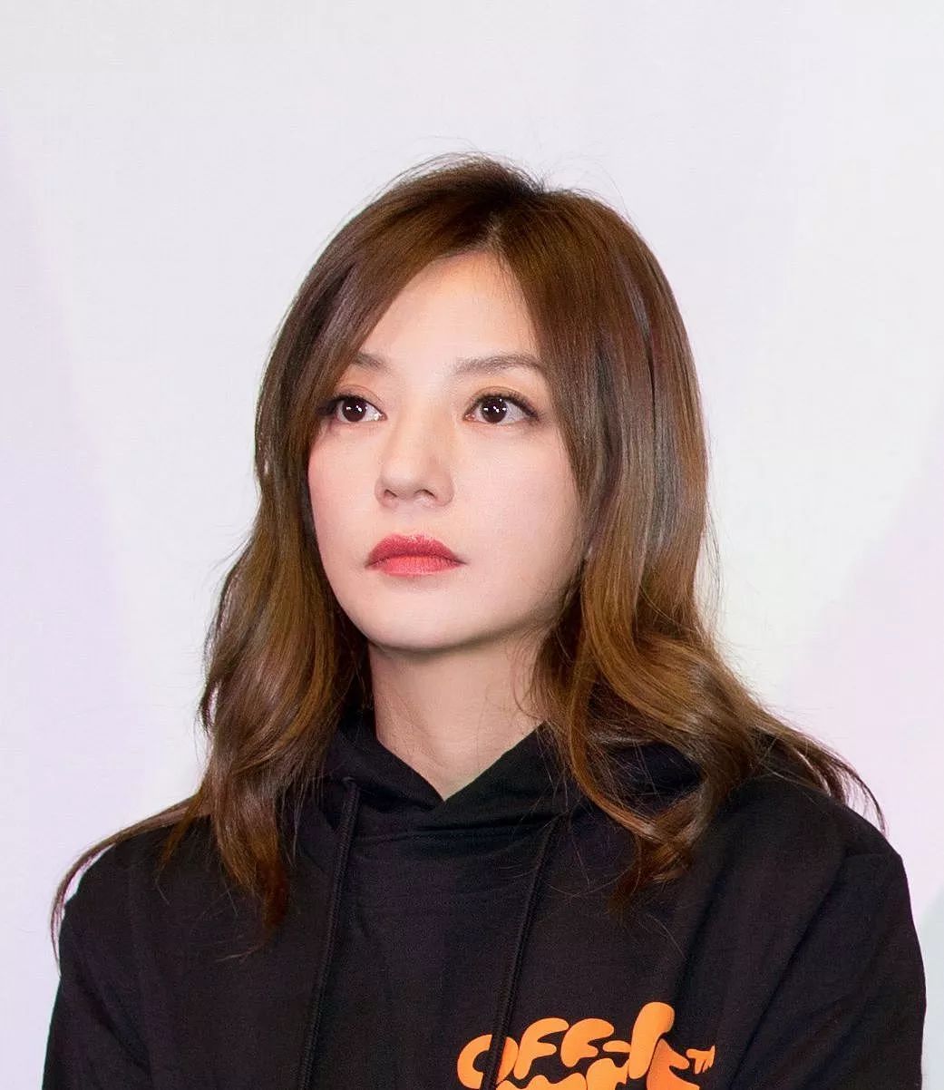 小股民告赢赵薇祥源文化涉511起诉讼:5度卖壳