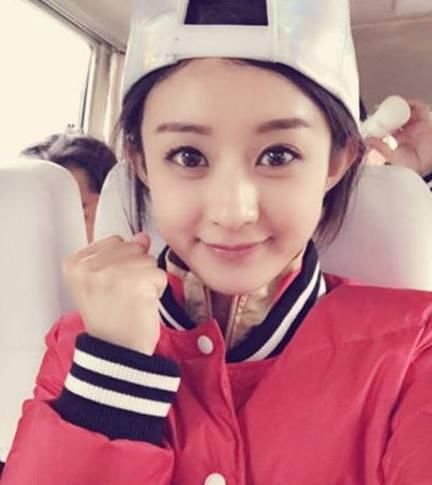 赵丽颖小圆脸有多么可爱,看看这些明星有多想