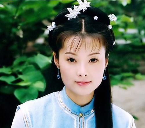 43岁袁立近照认不出,38岁嫁老外遭5年家暴,现