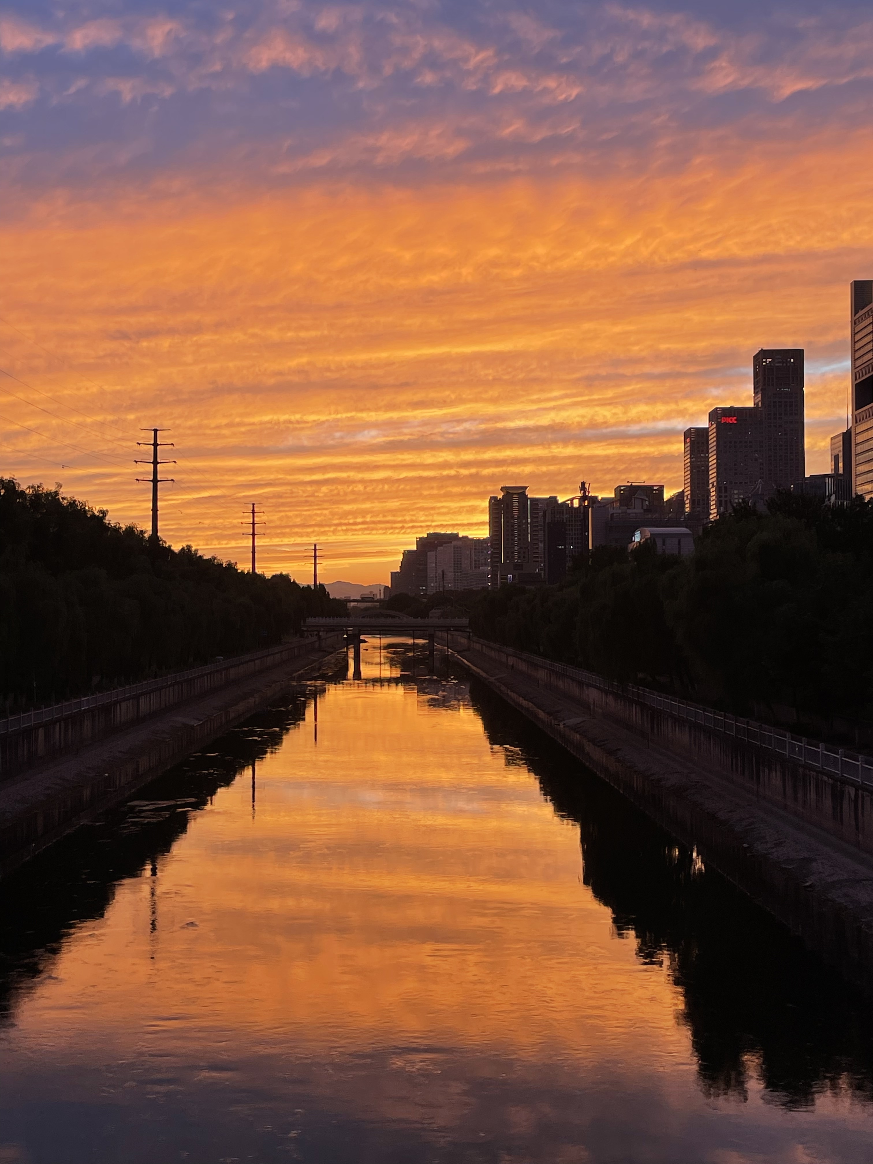 收下这份绝美心动晚霞,送给下班的你 收下这份绝美心动晚霞,送给下班的你