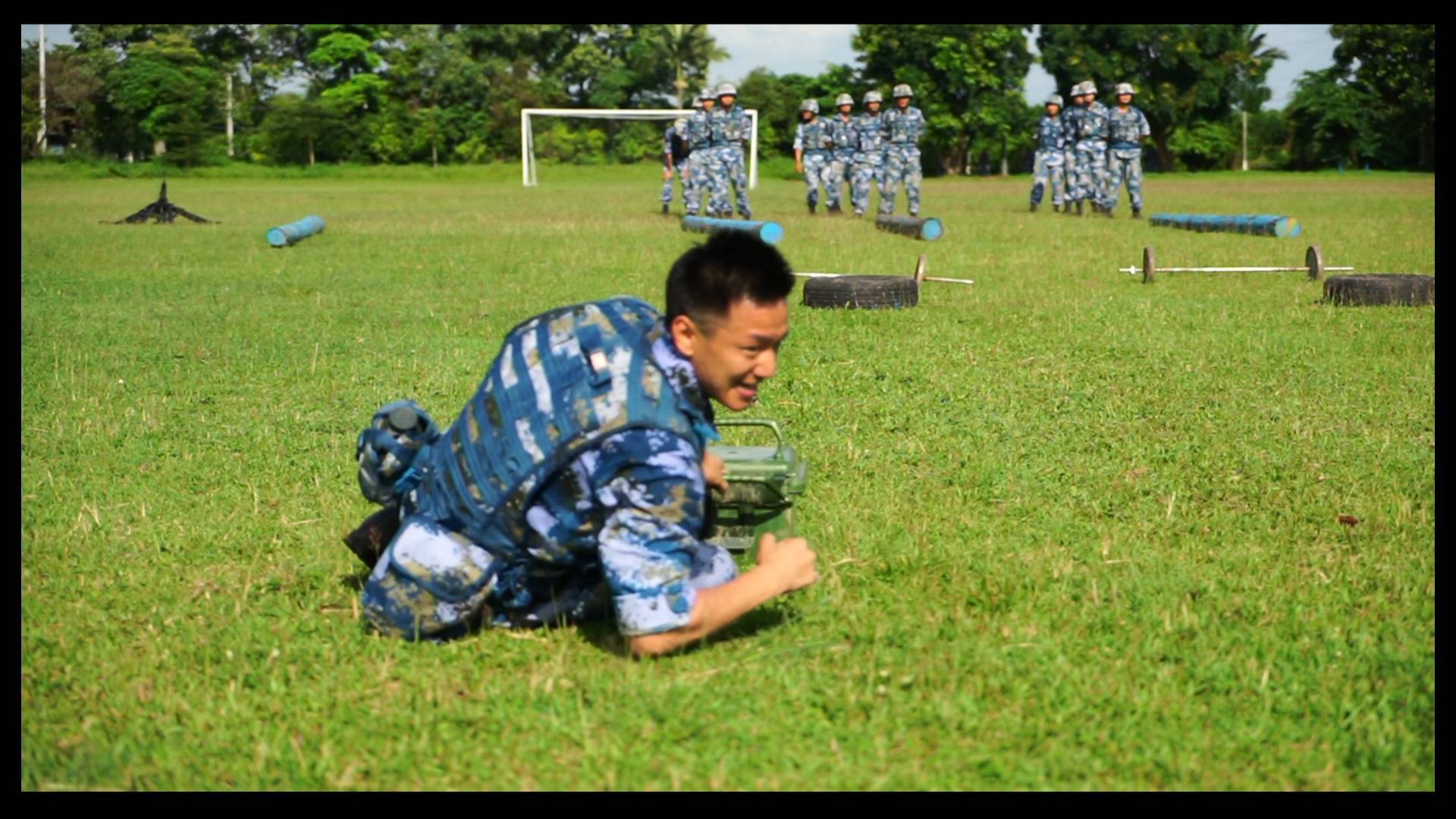 邬烨纬-海军陆战队