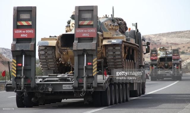 准备火拼?土耳其向土叙边界运送大批M60坦克