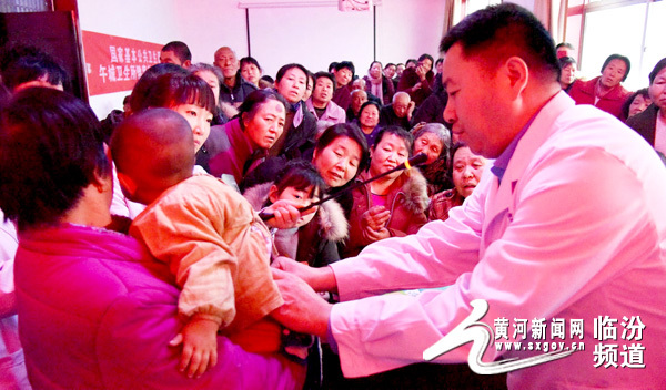 隰县医疗集团新年开展农村健康教育活动受欢迎